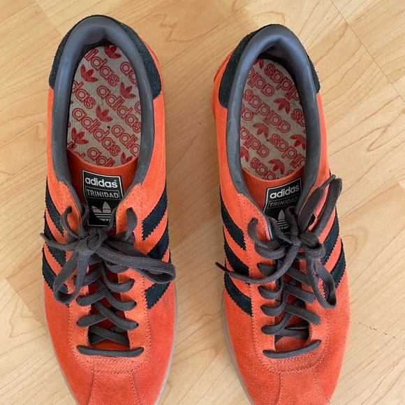 Adidas Trinidad and Tobago trainers Size 9.5 - Picture 6 of 7
